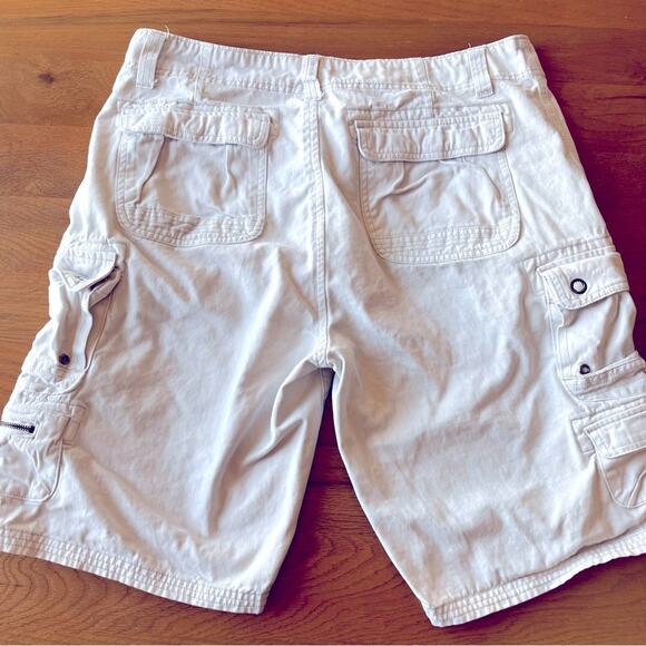 Iron Co. Mens Cream Cargo Pocket Shorts size 34 - Picture 4 of 10